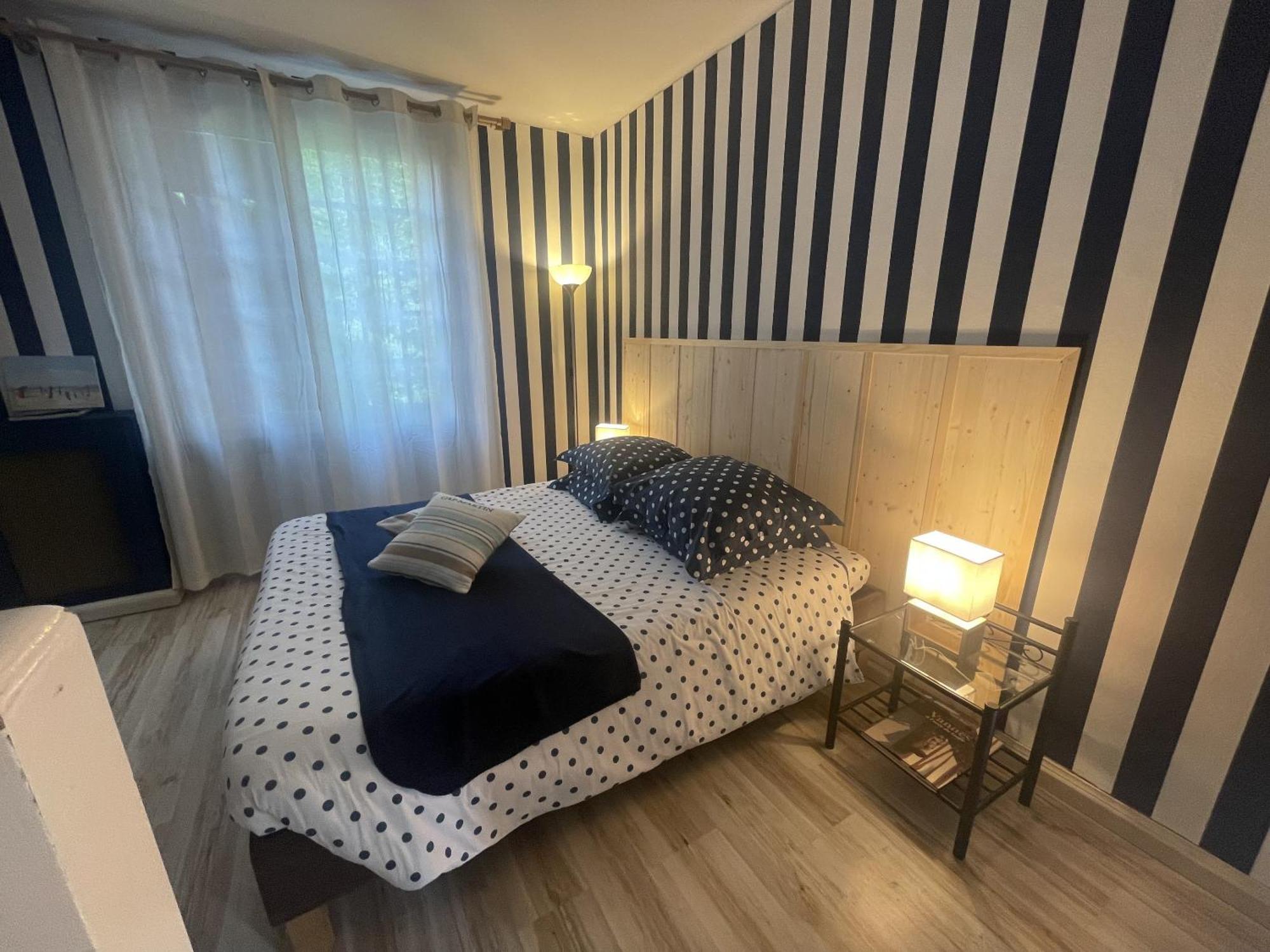 Hotel La Colliniere Sainte-Gemme-Moronval Zimmer foto
